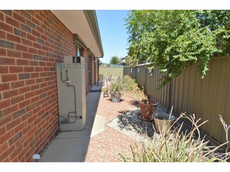 2/62 Leichardt Street, Echuca VIC 3564