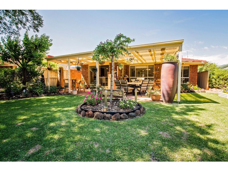 8 Kingfisher Drive East, Moama NSW 2731