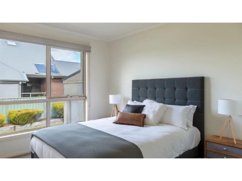 61 Pakenham Street, Echuca VIC 3564