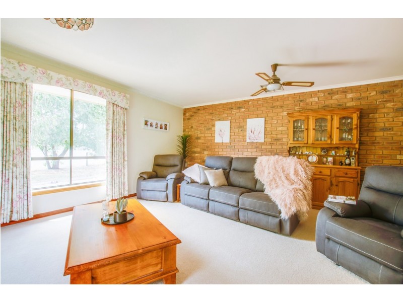 415 Mary Ann Rd, Echuca VIC 3564