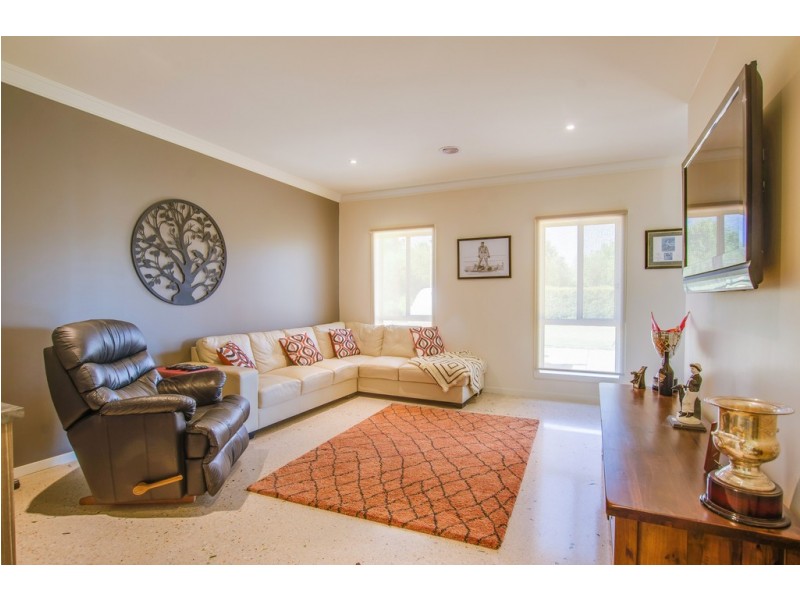 1 Grenache Grove, Moama NSW 2731