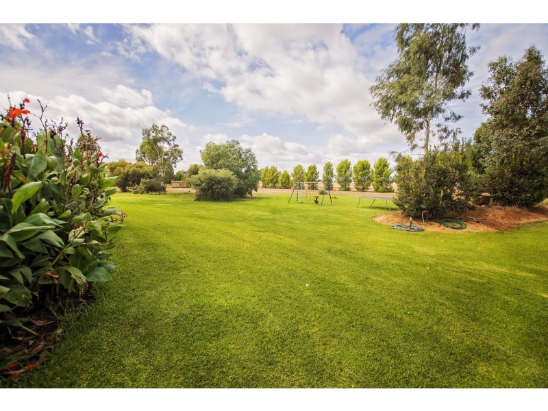 737 Echuca West School Road, Echuca VIC 3564