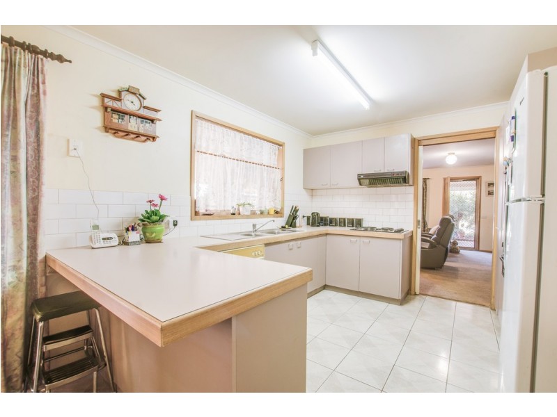 22 Pevensey Place, Echuca VIC 3564