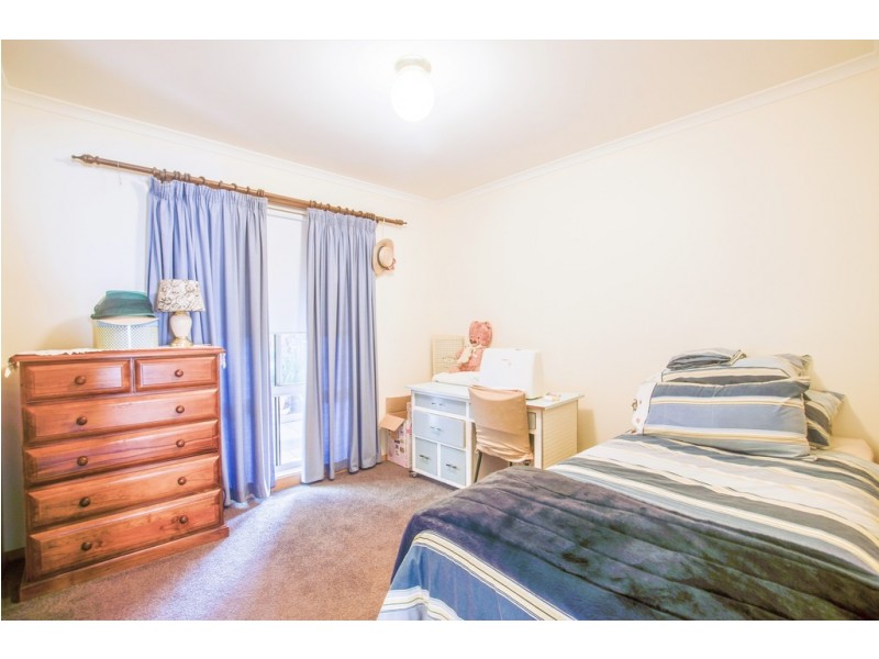 22 Pevensey Place, Echuca VIC 3564