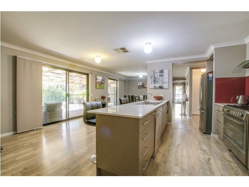 70 Shetland Drive, Moama NSW 2731