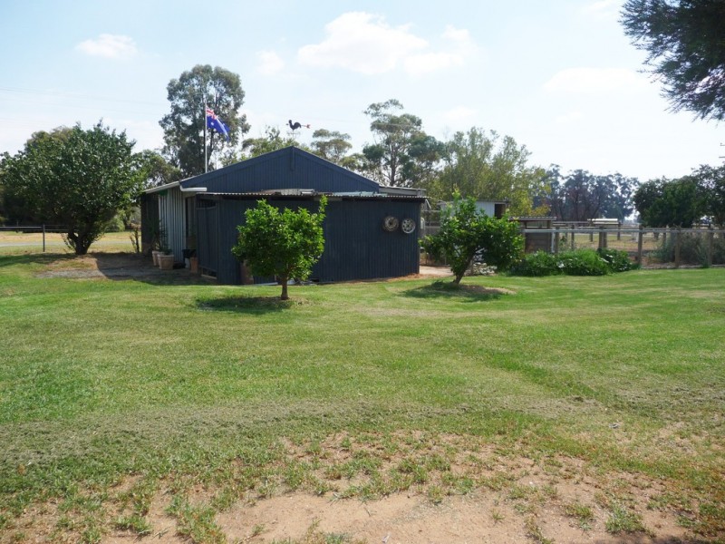 727 Bamawm Hall Rd, Bamawm VIC 3561