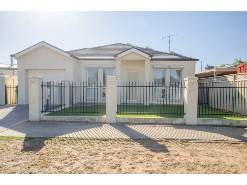 50 Porter Street, Moama NSW 2731