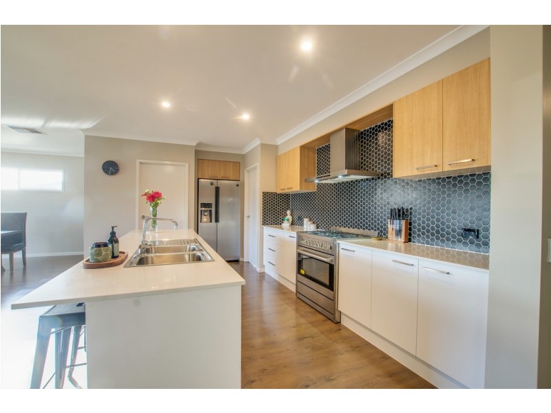61 Sugar Gums Drive, Moama NSW 2731
