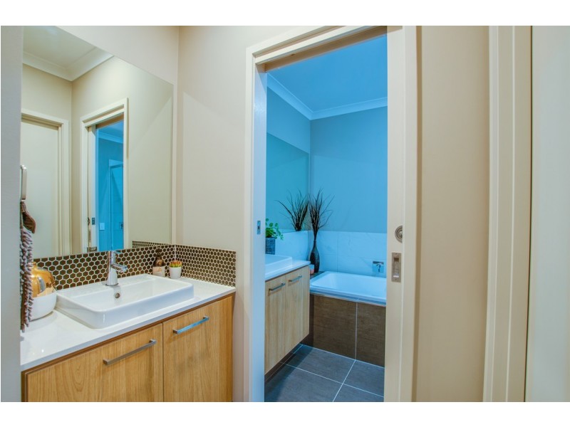 61 Sugar Gums Drive, Moama NSW 2731