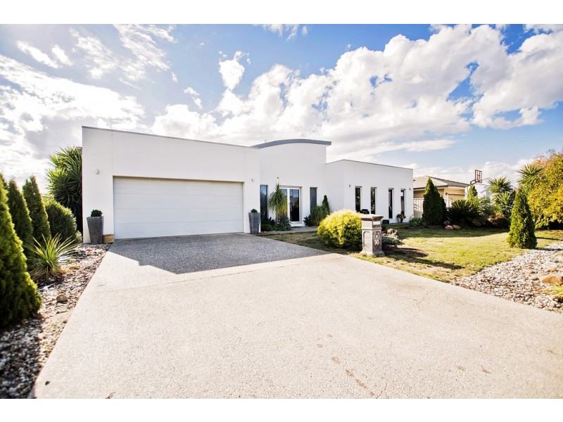 90 Shetland Drive, Moama NSW 2731