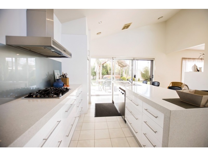 90 Shetland Drive, Moama NSW 2731