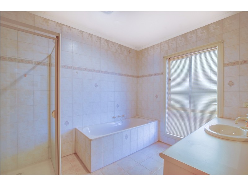 4 Shetland Drive, Moama NSW 2731