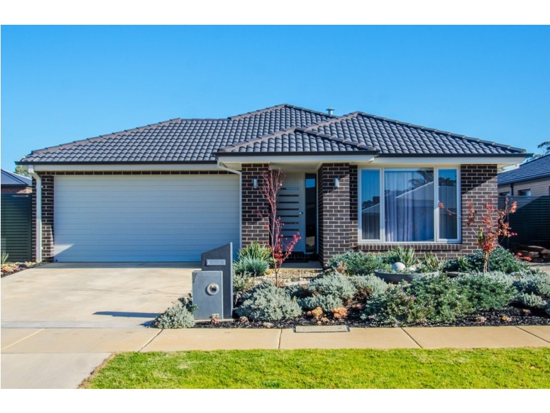 7 Marion Crt, Moama NSW 2731