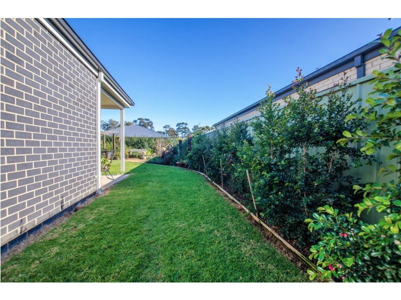 7 Marion Crt, Moama NSW 2731