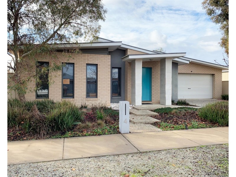 4 Whitby Close, Echuca VIC 3564