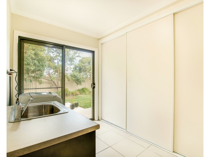 4 Whitby Close, Echuca VIC 3564