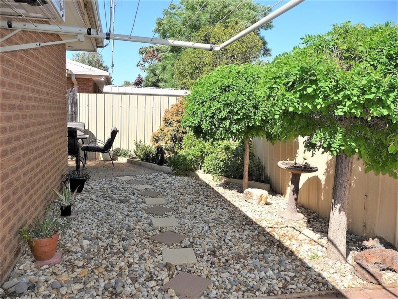 2/16 Council Street, Moama NSW 2731