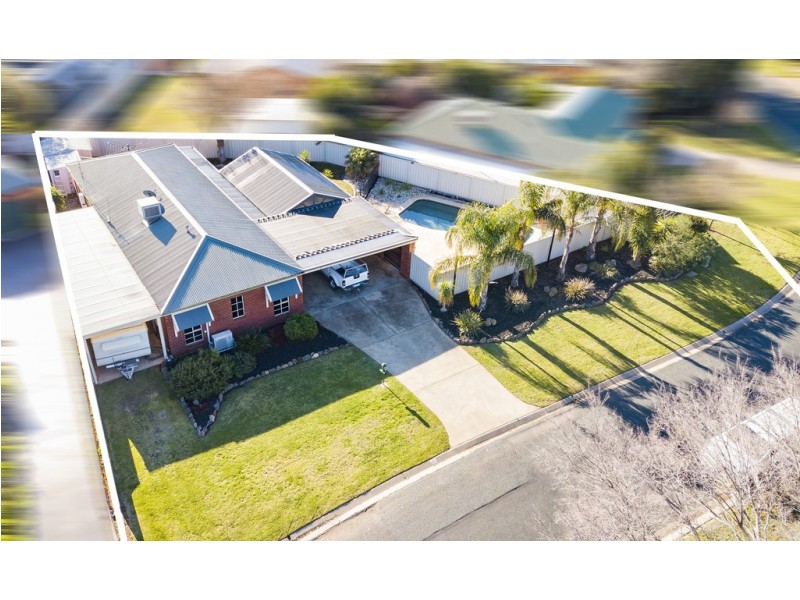 19 Winnima Avenue, Moama NSW 2731