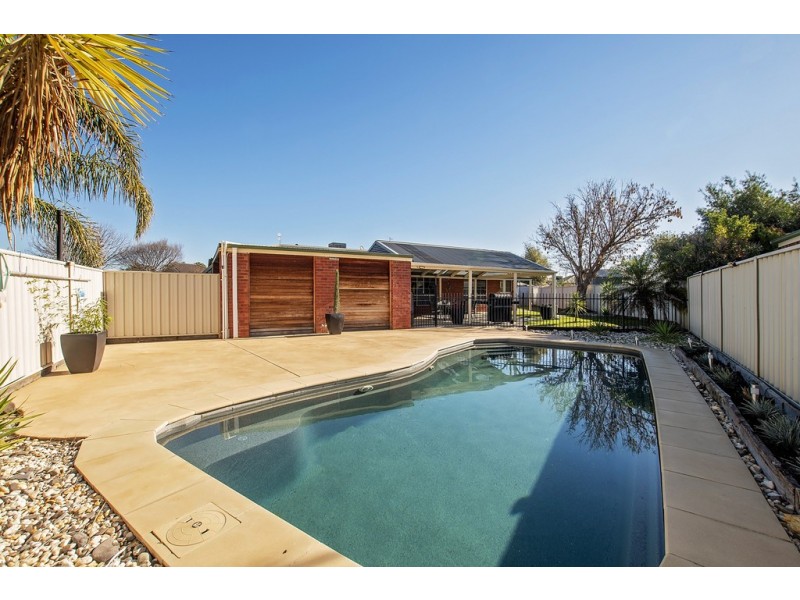 19 Winnima Avenue, Moama NSW 2731