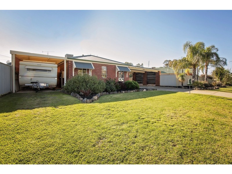 19 Winnima Avenue, Moama NSW 2731