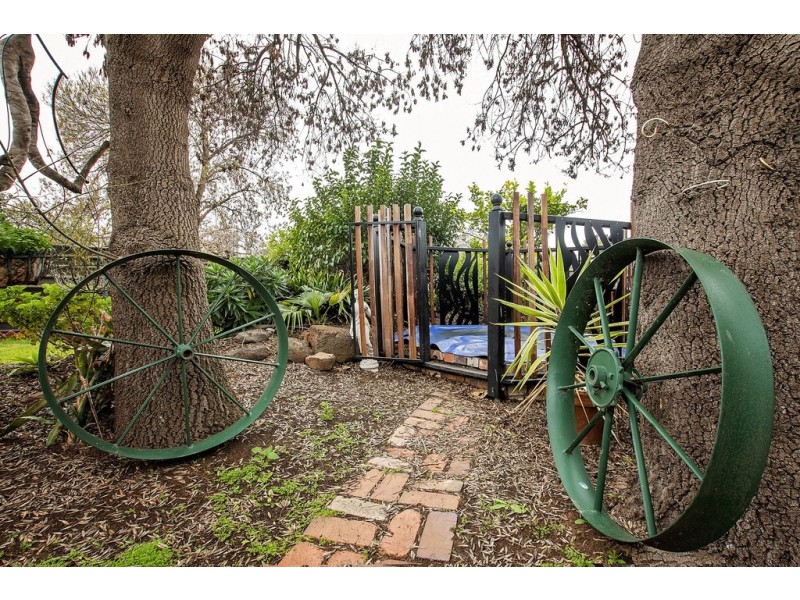 44 Henderson Road, Tongala VIC 3621