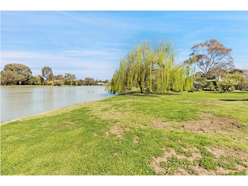 39 Kilkerrin Drive, Moama NSW 2731