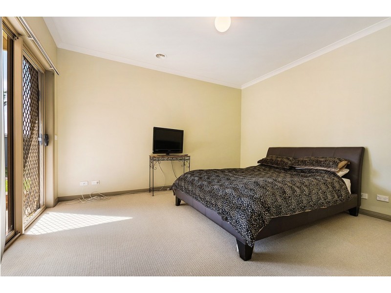 14 Victoria Place, Echuca VIC 3564