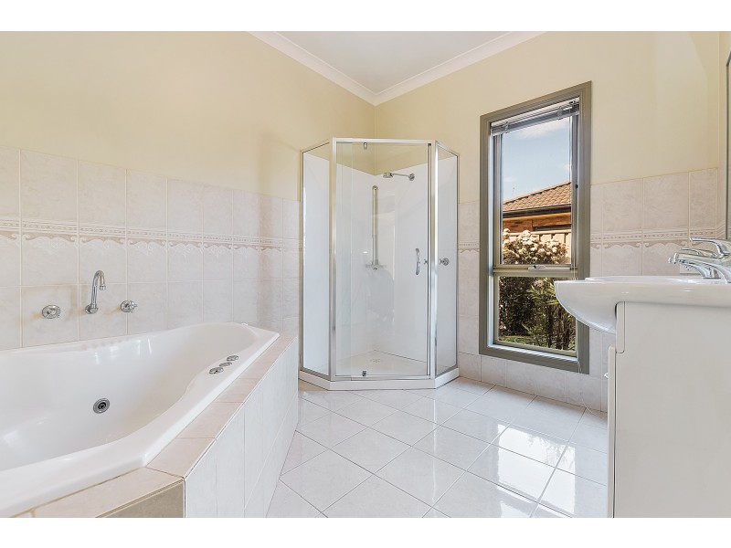 14 Victoria Place, Echuca VIC 3564