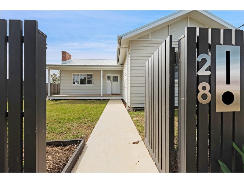 28 Eyre Street, Echuca VIC 3564