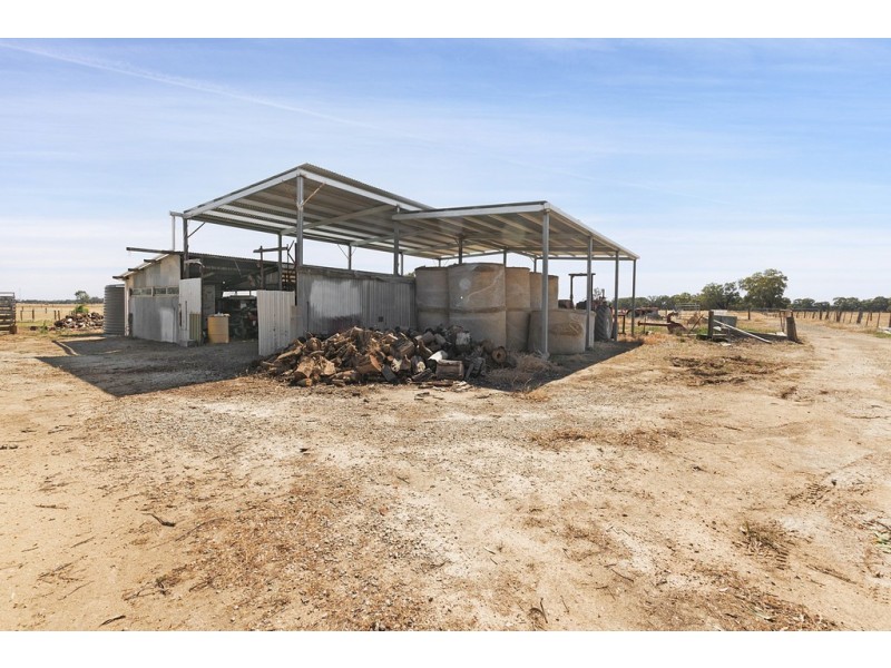 175 MULLER ROAD, Echuca VIC 3564