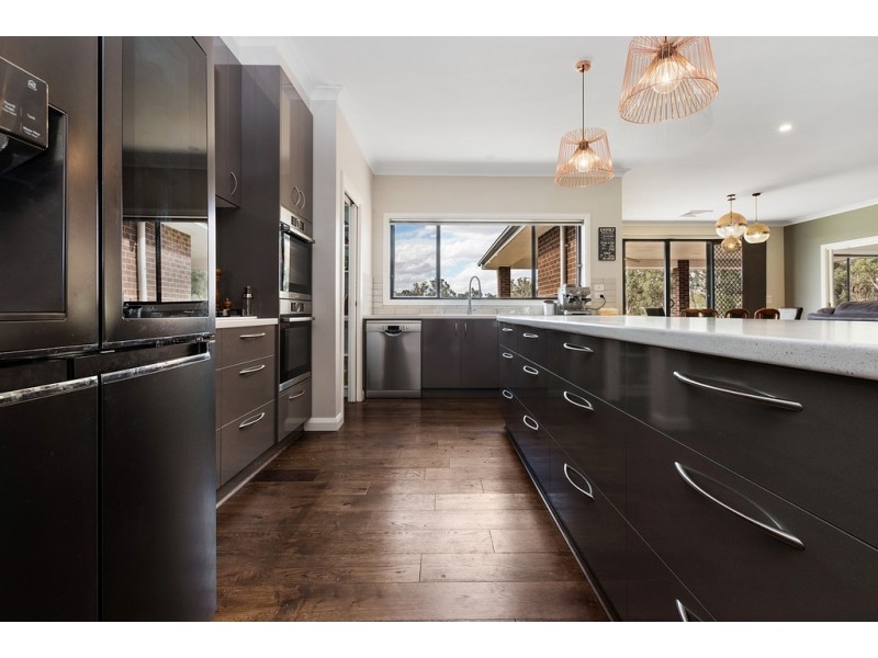 187 BANGERANG ROAD, Echuca Village VIC 3564