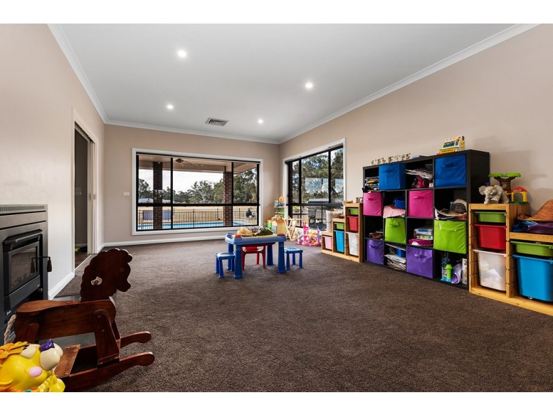 187 BANGERANG ROAD, Echuca Village VIC 3564