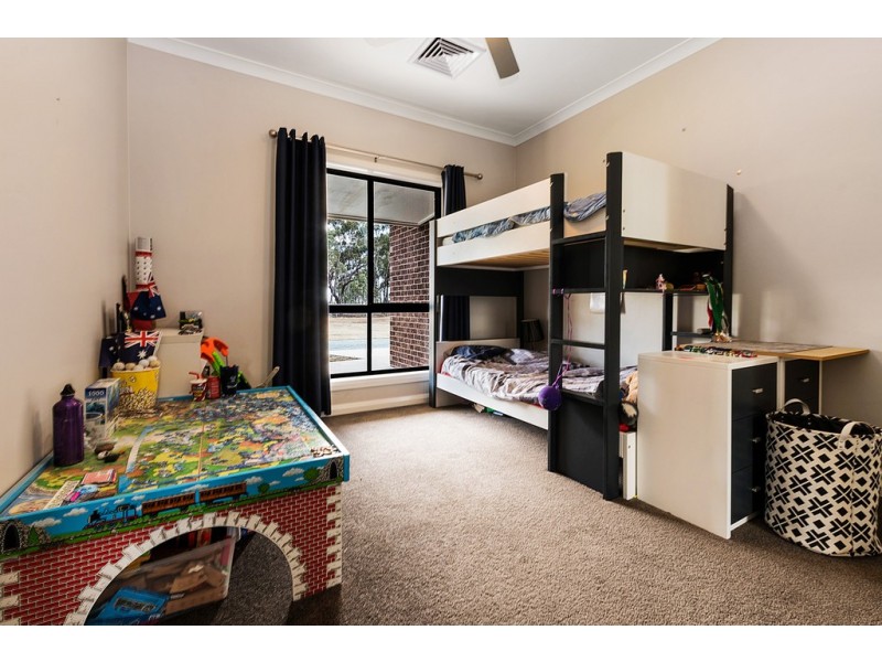 187 BANGERANG ROAD, Echuca Village VIC 3564