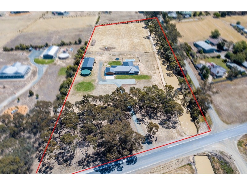 187 BANGERANG ROAD, Echuca Village VIC 3564