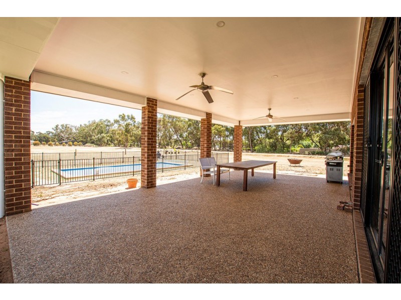 187 BANGERANG ROAD, Echuca Village VIC 3564