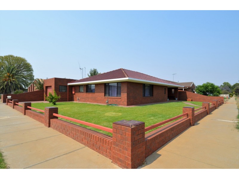 30 Francis Street, Moama NSW 2731