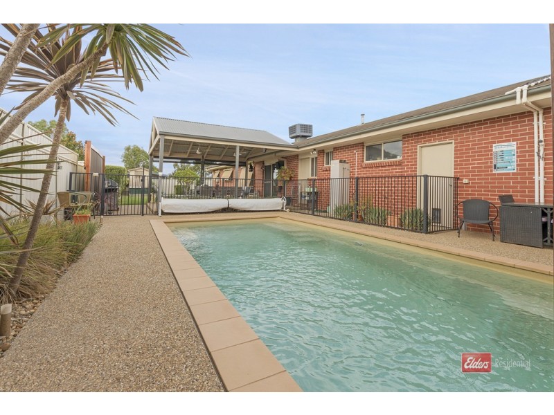 2 Kilmarnock Court, Moama NSW 2731