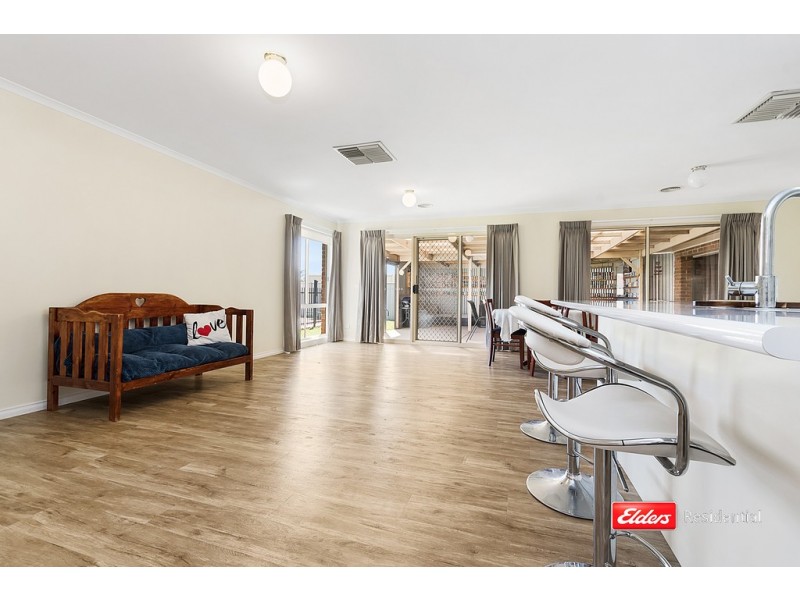 6 Glencoe Boulevard, Moama NSW 2731