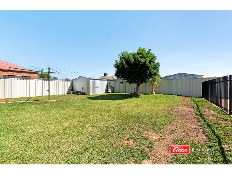 6 Glencoe Boulevard, Moama NSW 2731