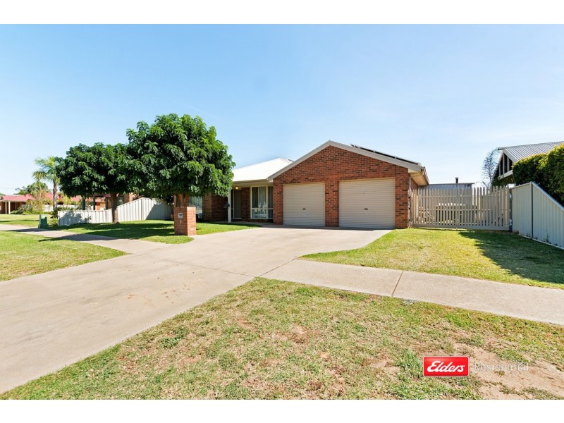 6 Glencoe Boulevard, Moama NSW 2731