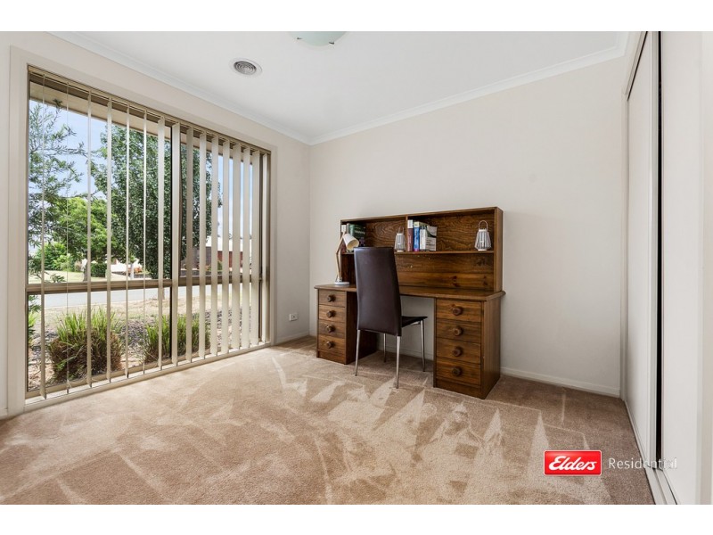 6 Dumfries Court, Moama NSW 2731