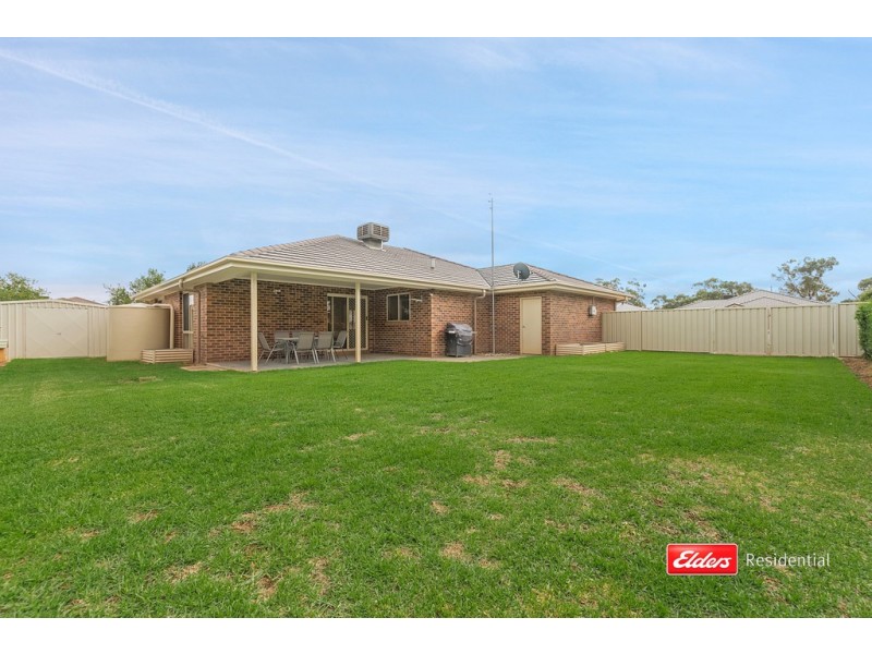 6 Dumfries Court, Moama NSW 2731