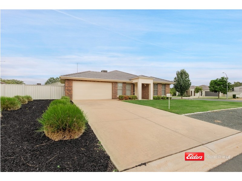 6 Dumfries Court, Moama NSW 2731