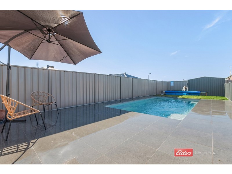 4 Magnolia Drive, Echuca VIC 3564