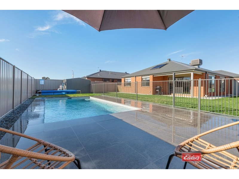 4 Magnolia Drive, Echuca VIC 3564