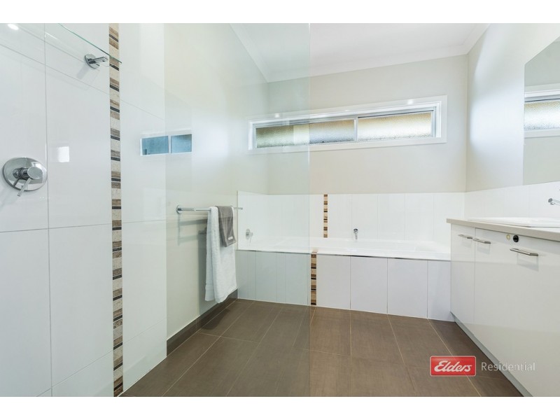 30 Maiden Street, Moama NSW 2731