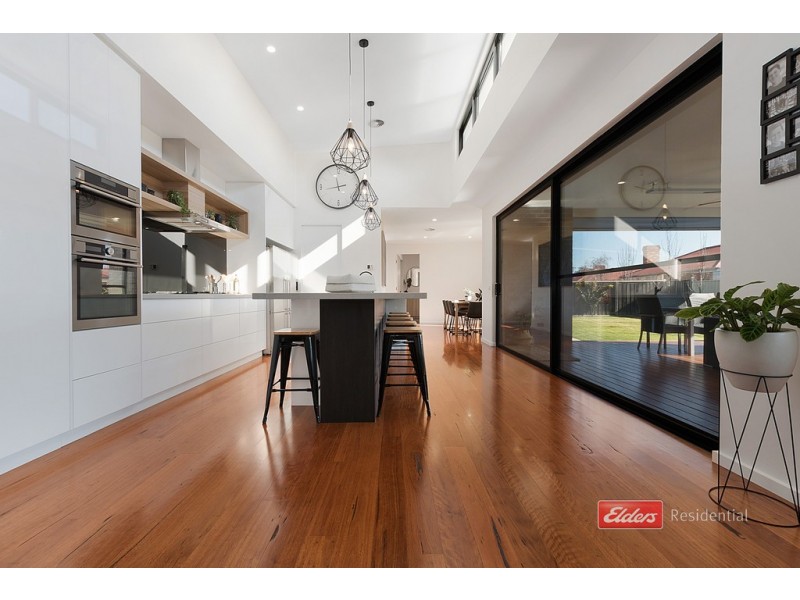 12 Grayson Terrace, Echuca VIC 3564