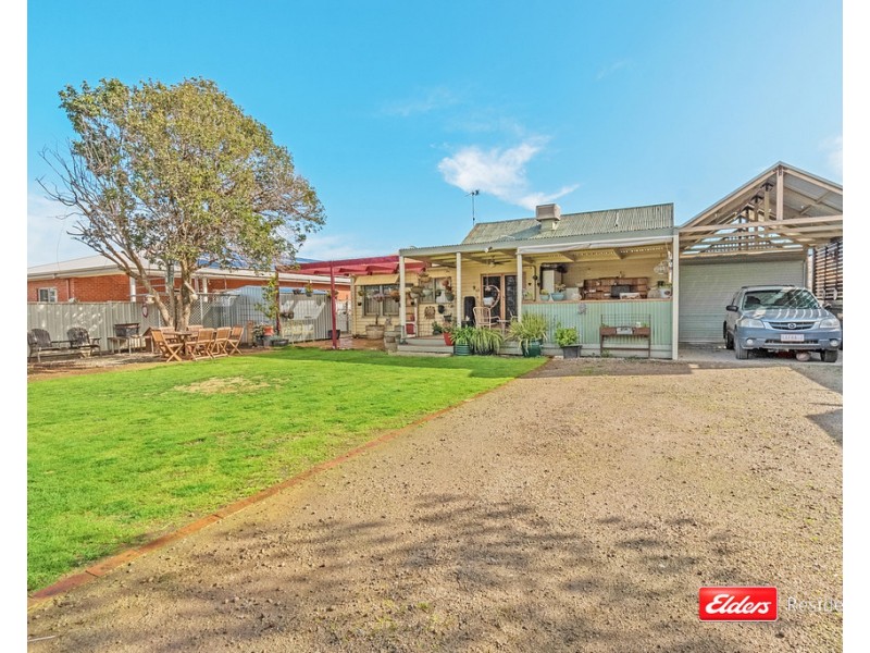 52 Hume Street, Echuca VIC 3564