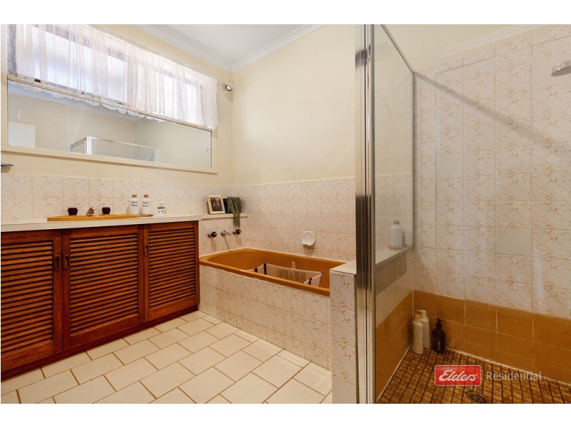 10 Crossen Street, Echuca VIC 3564