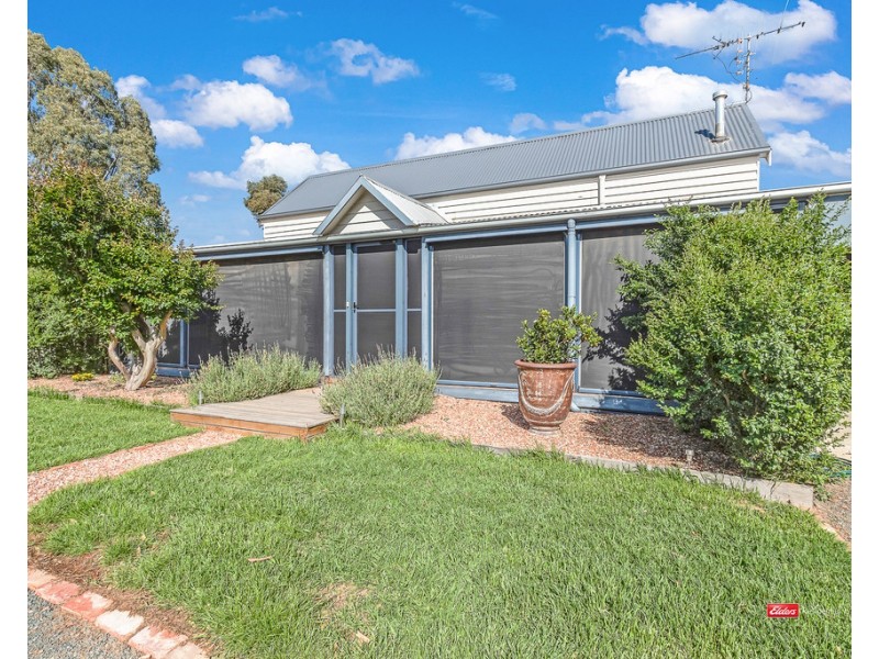 1 James Street, Rochester VIC 3561